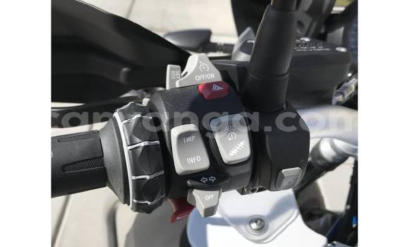 Nunua Ilio tumika BMW R1200GS Adventure Beige Bike ndani ya Blantyre nchini Malawi Nunua Ilio tumika BMW R1200GS Adventure Beige Bike ndani ya Blantyre nchini Malawi