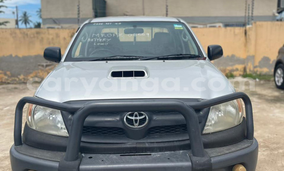 Buy Import Toyota Hilux Silver Car in Lilongwe in Malawi