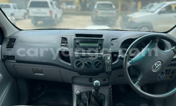 Buy Import Toyota Hilux White Car in Lilongwe in Malawi Buy Import Toyota Hilux White Car in Lilongwe in Malawi