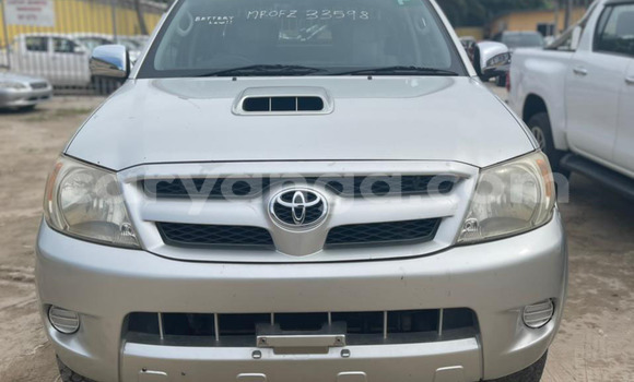 Buy Import Toyota Hilux Silver Car in Lilongwe in Malawi
