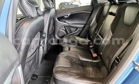 Nunua Ilio tumika Volvo V40 Silver Gari ndani ya Blantyre nchini Malawi Nunua Ilio tumika Volvo V40 Silver Gari ndani ya Blantyre nchini Malawi