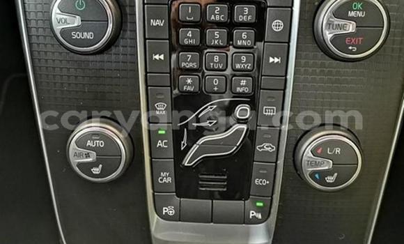 Nunua Ilio tumika Volvo V40 Silver Gari ndani ya Blantyre nchini Malawi Nunua Ilio tumika Volvo V40 Silver Gari ndani ya Blantyre nchini Malawi