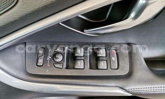 Nunua Ilio tumika Volvo V40 Silver Gari ndani ya Blantyre nchini Malawi Nunua Ilio tumika Volvo V40 Silver Gari ndani ya Blantyre nchini Malawi