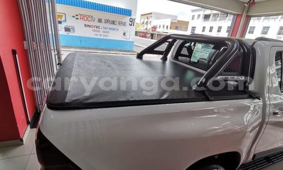 Nunua Ilio tumika Toyota Hilux White Gari ndani ya Blantyre nchini Malawi Nunua Ilio tumika Toyota Hilux White Gari ndani ya Blantyre nchini Malawi