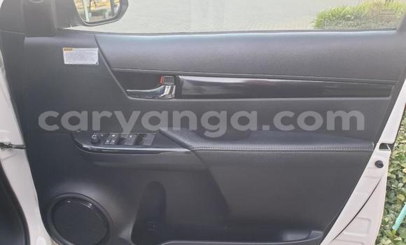 Acheter Occasion Voiture Toyota Hilux Blanc à Blantyre, Malawi Acheter Occasion Voiture Toyota Hilux Blanc à Blantyre, Malawi