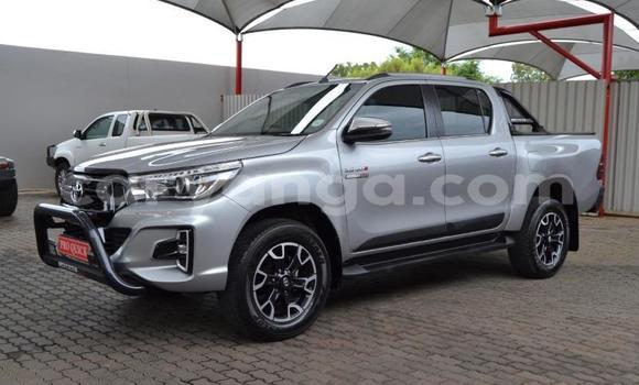 Buy Used Toyota Hilux Silver Car in Blantyre in Malawi