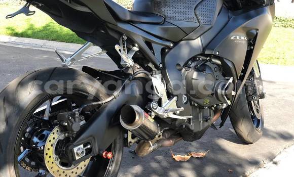Buy Used Honda CBR 1000 RR Black Bike in Dowa in Dowa Buy Used Honda CBR 1000 RR Black Bike in Dowa in Dowa