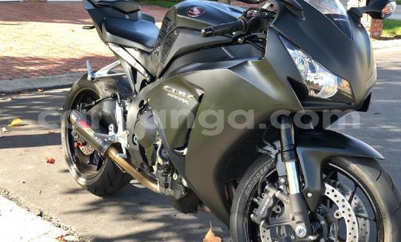 Buy Used Honda CBR 1000 RR Black Bike in Dowa in Dowa Buy Used Honda CBR 1000 RR Black Bike in Dowa in Dowa