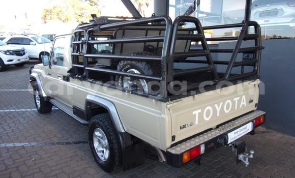 Nunua Ilio tumika Toyota Land Cruiser Beige Gari ndani ya Blantyre nchini Malawi Nunua Ilio tumika Toyota Land Cruiser Beige Gari ndani ya Blantyre nchini Malawi