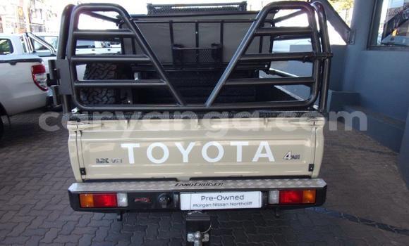 Nunua Ilio tumika Toyota Land Cruiser Beige Gari ndani ya Blantyre nchini Malawi Nunua Ilio tumika Toyota Land Cruiser Beige Gari ndani ya Blantyre nchini Malawi