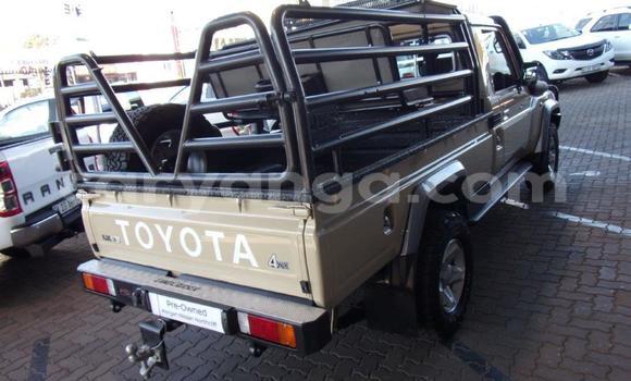Nunua Ilio tumika Toyota Land Cruiser Beige Gari ndani ya Blantyre nchini Malawi Nunua Ilio tumika Toyota Land Cruiser Beige Gari ndani ya Blantyre nchini Malawi