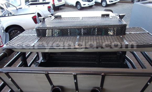 Nunua Ilio tumika Toyota Land Cruiser Beige Gari ndani ya Blantyre nchini Malawi Nunua Ilio tumika Toyota Land Cruiser Beige Gari ndani ya Blantyre nchini Malawi