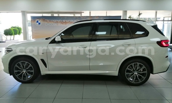 Nunua Ilio tumika BMW X5 White Gari ndani ya Blantyre nchini Malawi Nunua Ilio tumika BMW X5 White Gari ndani ya Blantyre nchini Malawi