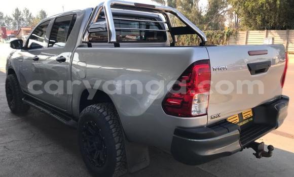 Nunua Ilio tumika Toyota Hilux Silver Gari ndani ya Blantyre nchini Malawi Nunua Ilio tumika Toyota Hilux Silver Gari ndani ya Blantyre nchini Malawi