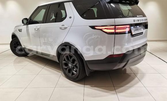 Nunua Ilio tumika Land Rover Discovery White Gari ndani ya Blantyre nchini Malawi Nunua Ilio tumika Land Rover Discovery White Gari ndani ya Blantyre nchini Malawi