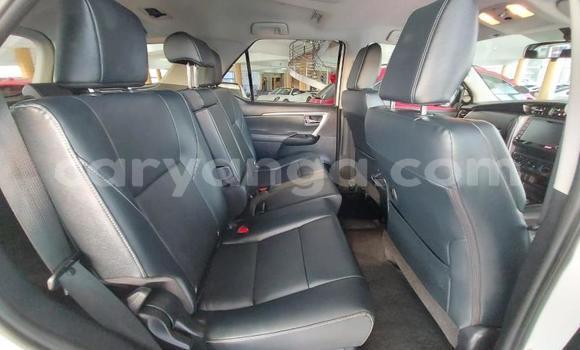 Nunua Ilio tumika Toyota Fortuner White Gari ndani ya Blantyre nchini Malawi Nunua Ilio tumika Toyota Fortuner White Gari ndani ya Blantyre nchini Malawi
