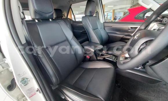 Nunua Ilio tumika Toyota Fortuner White Gari ndani ya Blantyre nchini Malawi Nunua Ilio tumika Toyota Fortuner White Gari ndani ya Blantyre nchini Malawi