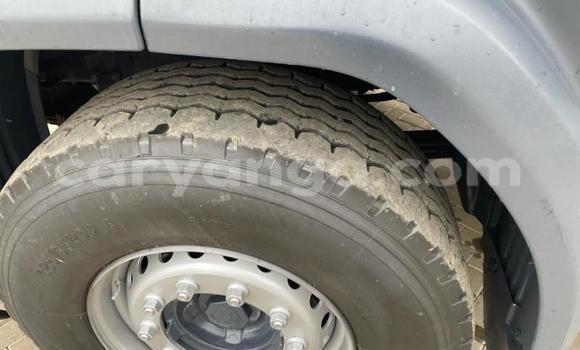 Nunua Ilio tumika Scania R420 White Lori ndani ya Lilongwe nchini Malawi Nunua Ilio tumika Scania R420 White Lori ndani ya Lilongwe nchini Malawi