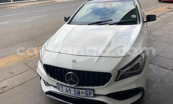 Nunua Ilio tumika Mercedes‒Benz GLA-klasse AMG White Gari ndani ya Blantyre nchini Malawi