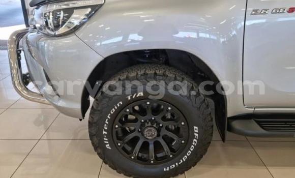 Nunua Ilio tumika Toyota Hilux Silver Gari ndani ya Chikwawa nchini Chikwawa Nunua Ilio tumika Toyota Hilux Silver Gari ndani ya Chikwawa nchini Chikwawa