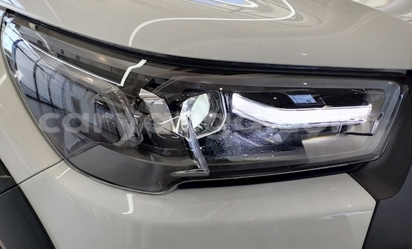 Nunua Ilio tumika Toyota Hilux White Gari ndani ya Blantyre nchini Malawi Nunua Ilio tumika Toyota Hilux White Gari ndani ya Blantyre nchini Malawi