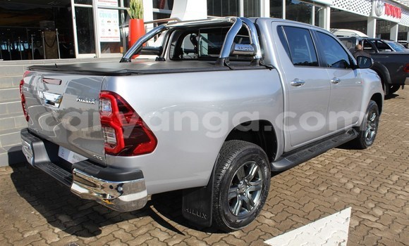 Nunua Ilio tumika Toyota Hilux Silver Gari ndani ya Blantyre nchini Malawi Nunua Ilio tumika Toyota Hilux Silver Gari ndani ya Blantyre nchini Malawi