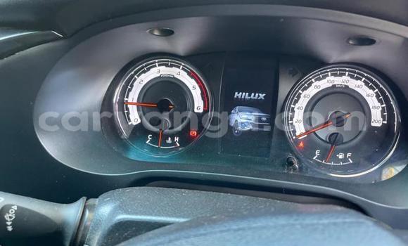 Nunua Ilio tumika Toyota Hilux White Gari ndani ya Blantyre nchini Malawi Nunua Ilio tumika Toyota Hilux White Gari ndani ya Blantyre nchini Malawi