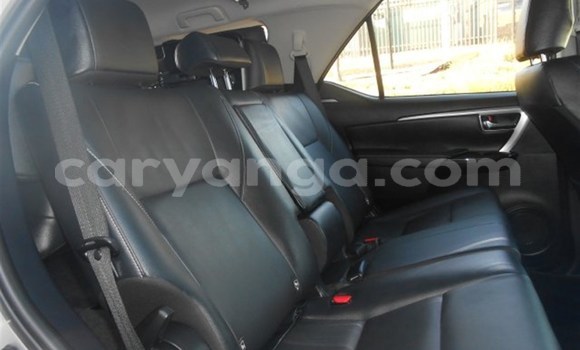 Nunua Ilio tumika Toyota Fortuner Silver Gari ndani ya Blantyre nchini Malawi Nunua Ilio tumika Toyota Fortuner Silver Gari ndani ya Blantyre nchini Malawi