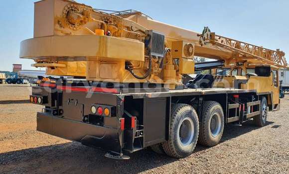 Nunua Ilio tumika Man Silent Other Lori ndani ya Blantyre nchini Malawi Nunua Ilio tumika Man Silent Other Lori ndani ya Blantyre nchini Malawi