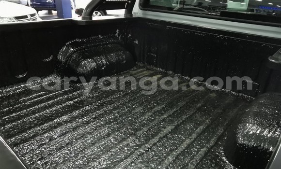 Nunua Ilio tumika Toyota Hilux Silver Gari ndani ya Blantyre nchini Malawi Nunua Ilio tumika Toyota Hilux Silver Gari ndani ya Blantyre nchini Malawi