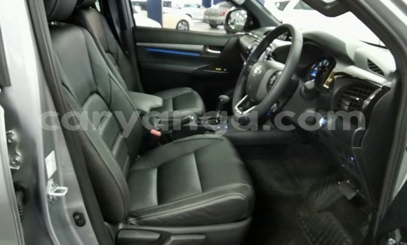 Nunua Ilio tumika Toyota Hilux Silver Gari ndani ya Blantyre nchini Malawi Nunua Ilio tumika Toyota Hilux Silver Gari ndani ya Blantyre nchini Malawi