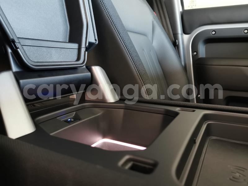 Big with watermark land rover defender malawi blantyre 10105