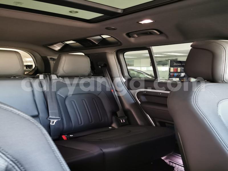 Big with watermark land rover defender malawi blantyre 10105