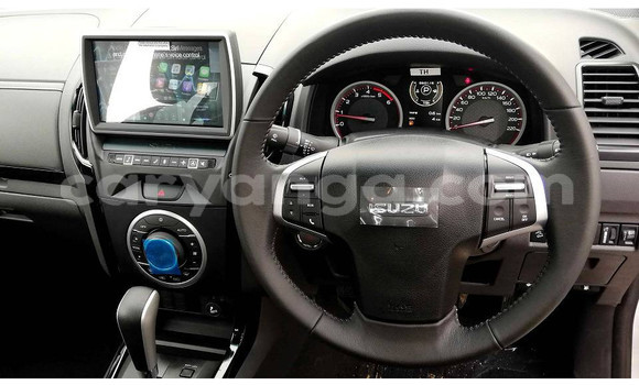 Nunua Ilio tumika Isuzu D–MAX Silver Gari ndani ya Blantyre nchini Malawi Nunua Ilio tumika Isuzu D–MAX Silver Gari ndani ya Blantyre nchini Malawi