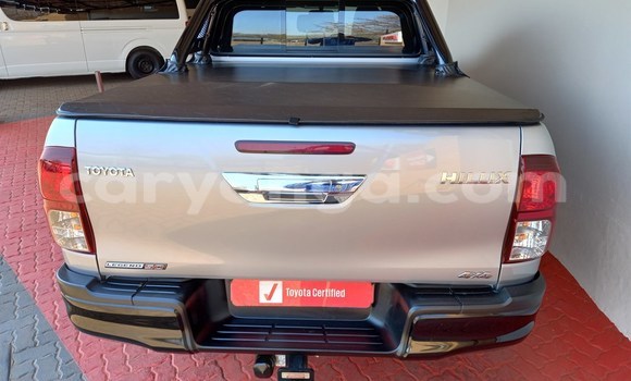 Nunua Ilio tumika Toyota Hilux Silver Gari ndani ya Blantyre nchini Malawi Nunua Ilio tumika Toyota Hilux Silver Gari ndani ya Blantyre nchini Malawi