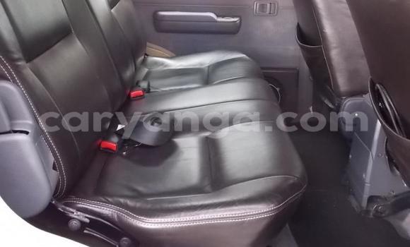 Nunua Ilio tumika Toyota Land Cruiser Beige Gari ndani ya Blantyre nchini Malawi Nunua Ilio tumika Toyota Land Cruiser Beige Gari ndani ya Blantyre nchini Malawi