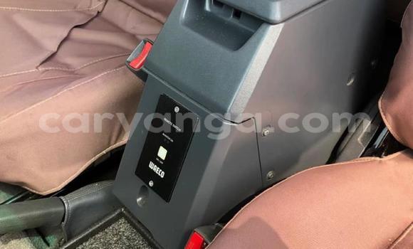 Nunua Ilio tumika Toyota Land Cruiser White Gari ndani ya Blantyre nchini Malawi Nunua Ilio tumika Toyota Land Cruiser White Gari ndani ya Blantyre nchini Malawi