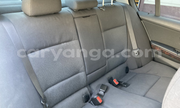 Acheter Occasion Voiture Alfa Romeo 146 Noir à Import - Dubai, Malawi Acheter Occasion Voiture Alfa Romeo 146 Noir à Import - Dubai, Malawi