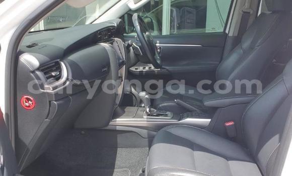Nunua Ilio tumika Toyota Fortuner Silver Gari ndani ya Blantyre nchini Malawi Nunua Ilio tumika Toyota Fortuner Silver Gari ndani ya Blantyre nchini Malawi