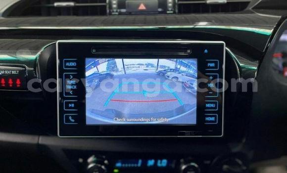 Nunua Ilio tumika Toyota Hilux White Gari ndani ya Blantyre nchini Malawi Nunua Ilio tumika Toyota Hilux White Gari ndani ya Blantyre nchini Malawi