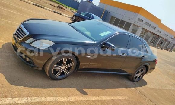 Nunua Ilio tumika Mercedes-Benz E-Classe Black Gari ndani ya Lilongwe nchini Malawi Nunua Ilio tumika Mercedes-Benz E-Classe Black Gari ndani ya Lilongwe nchini Malawi