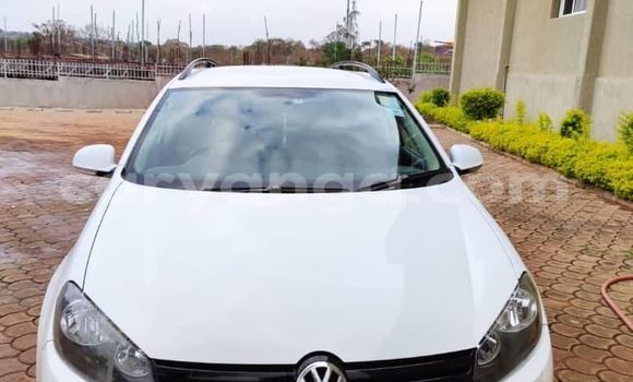 Nunua Ilio tumika Volkswagen Golf White Gari ndani ya Lilongwe nchini Malawi Nunua Ilio tumika Volkswagen Golf White Gari ndani ya Lilongwe nchini Malawi