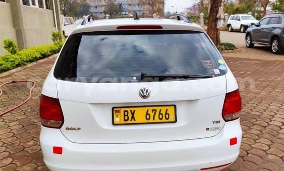 Nunua Ilio tumika Volkswagen Golf White Gari ndani ya Lilongwe nchini Malawi Nunua Ilio tumika Volkswagen Golf White Gari ndani ya Lilongwe nchini Malawi