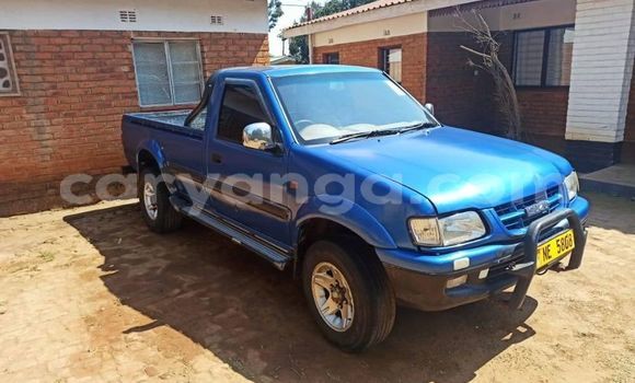 Nunua Ilio tumika Isuzu KB Blue Gari ndani ya Blantyre nchini Malawi Nunua Ilio tumika Isuzu KB Blue Gari ndani ya Blantyre nchini Malawi