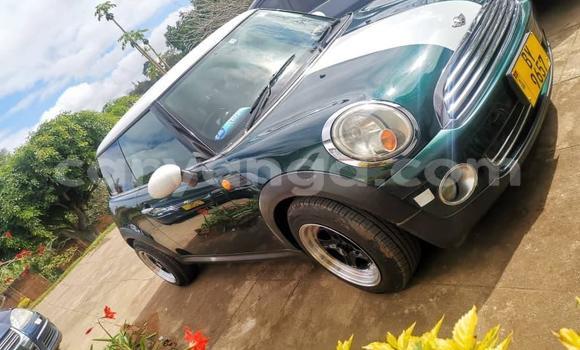 Nunua Ilio tumika Mini Cooper S clubman Green Gari ndani ya Lilongwe nchini Malawi Nunua Ilio tumika Mini Cooper S clubman Green Gari ndani ya Lilongwe nchini Malawi