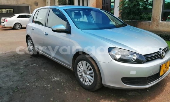 Nunua Ilio tumika Volkswagen Golf Silver Gari ndani ya Lilongwe nchini Malawi Nunua Ilio tumika Volkswagen Golf Silver Gari ndani ya Lilongwe nchini Malawi