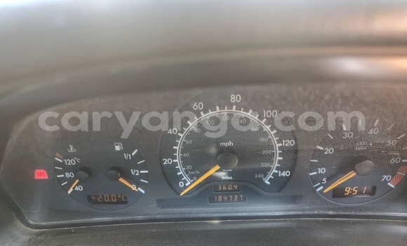 Nunua Ilio tumika Mercedes-Benz E-Classe Silver Gari ndani ya Blantyre nchini Malawi Nunua Ilio tumika Mercedes-Benz E-Classe Silver Gari ndani ya Blantyre nchini Malawi