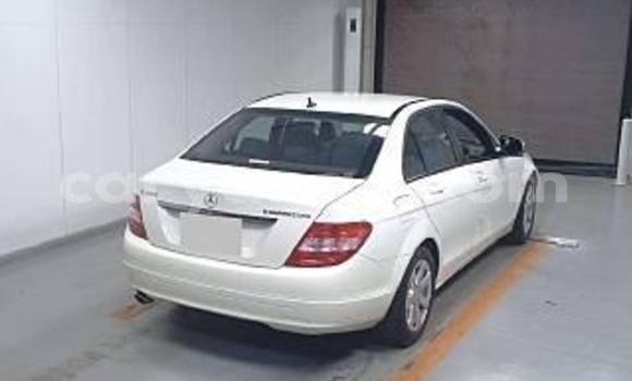 Buy Used Mercedes-Benz C-Classe White Car in Kasungu in Malawi Buy Used Mercedes-Benz C-Classe White Car in Kasungu in Malawi