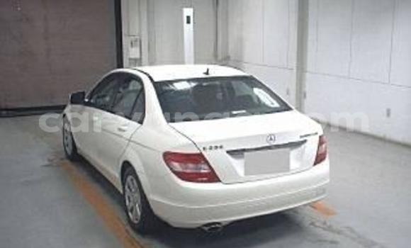 Buy Used Mercedes-Benz C-Classe White Car in Kasungu in Malawi Buy Used Mercedes-Benz C-Classe White Car in Kasungu in Malawi