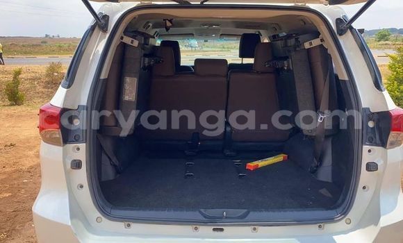 Buy Used Toyota Fortuner White Car in Lilongwe in Malawi Buy Used Toyota Fortuner White Car in Lilongwe in Malawi
